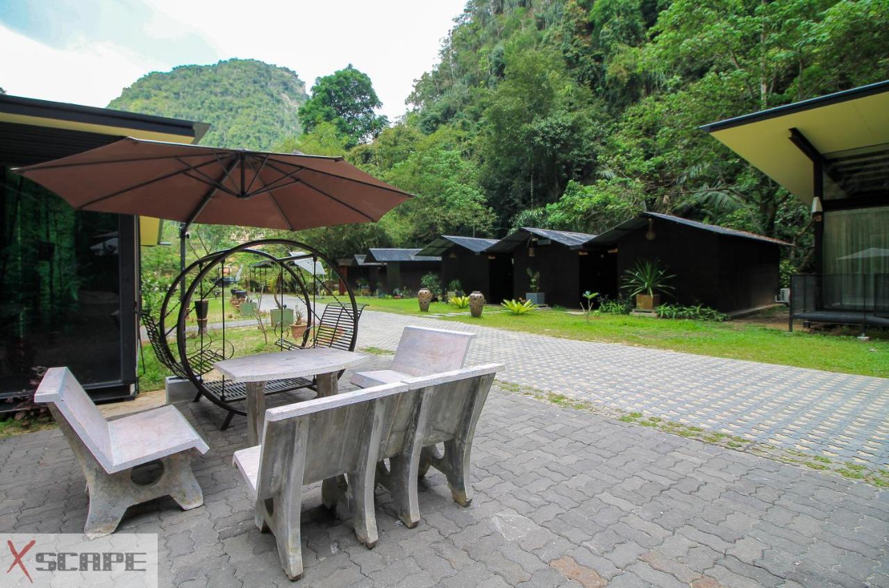 Xscape Tambun Villa Ipoh Exterior foto